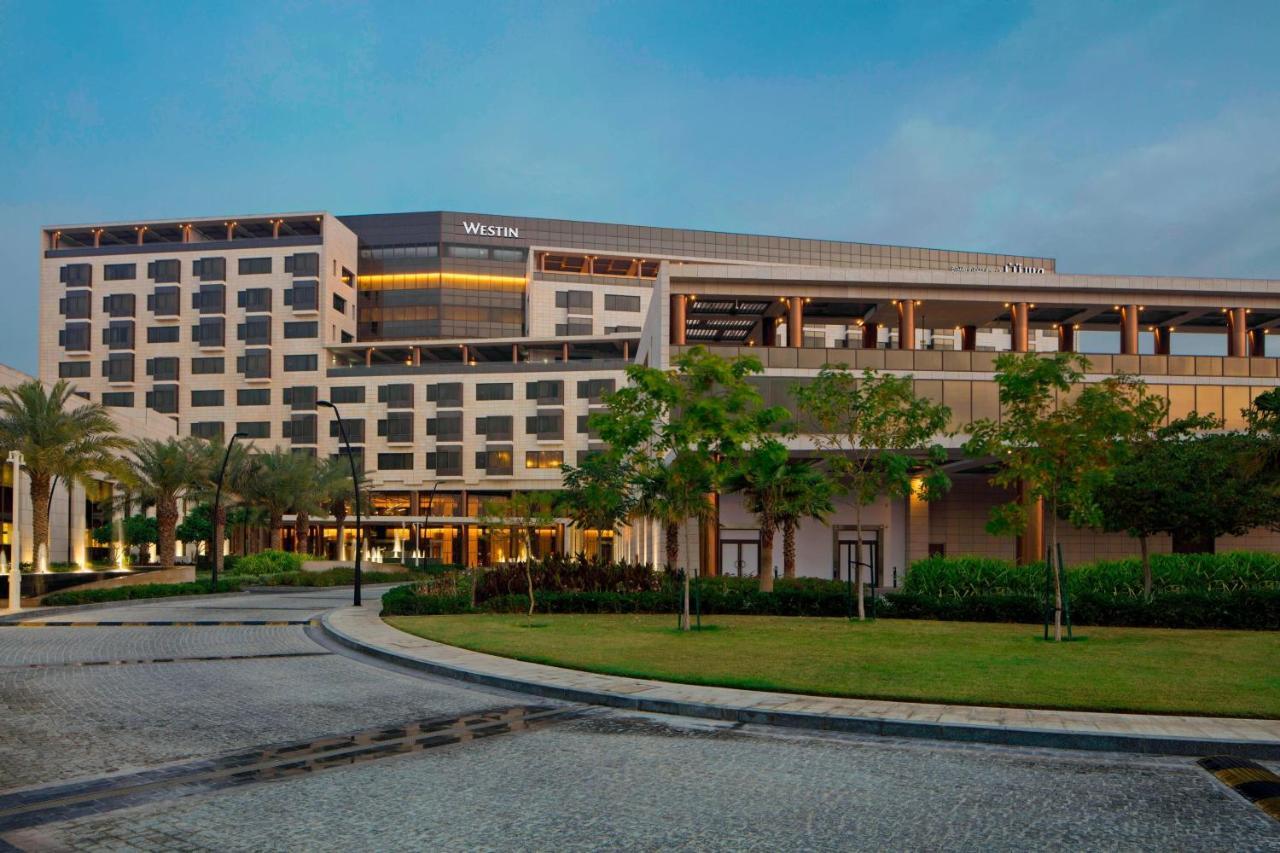 The Westin Doha Hotel & Spa Exterior photo