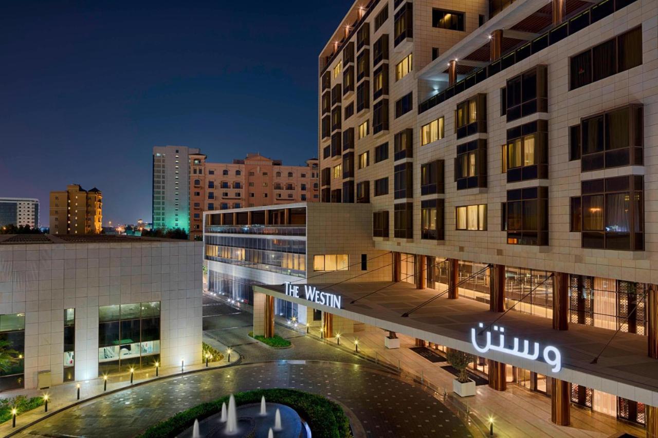 The Westin Doha Hotel & Spa Exterior photo